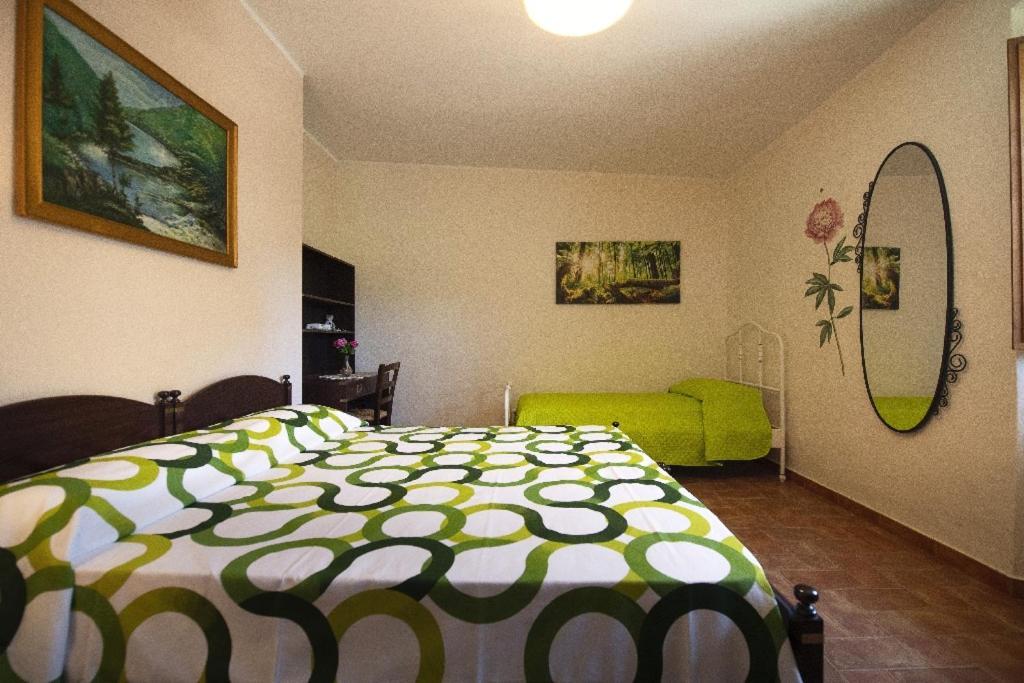 Casale Al Lago Con Piscina E Sauna Corbara  Exterior foto