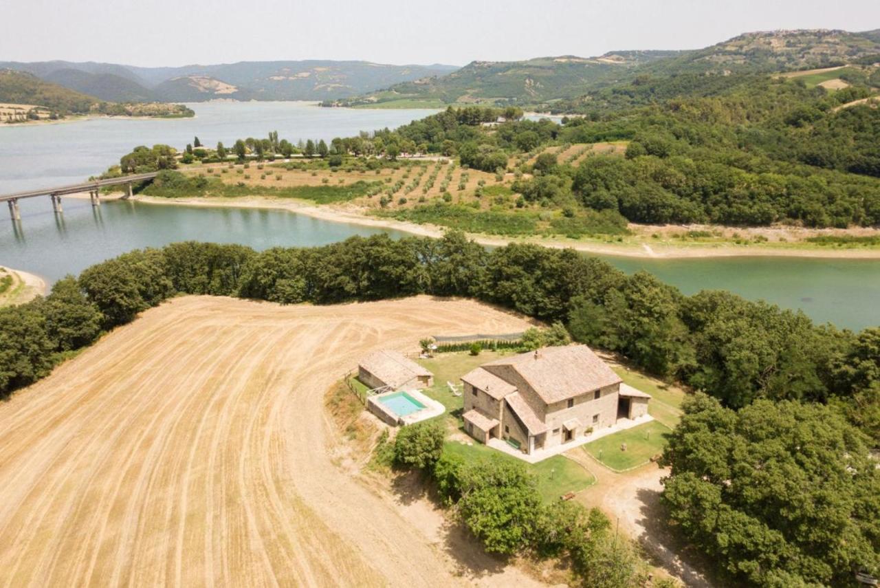 Casale Al Lago Con Piscina E Sauna Corbara  Exterior foto