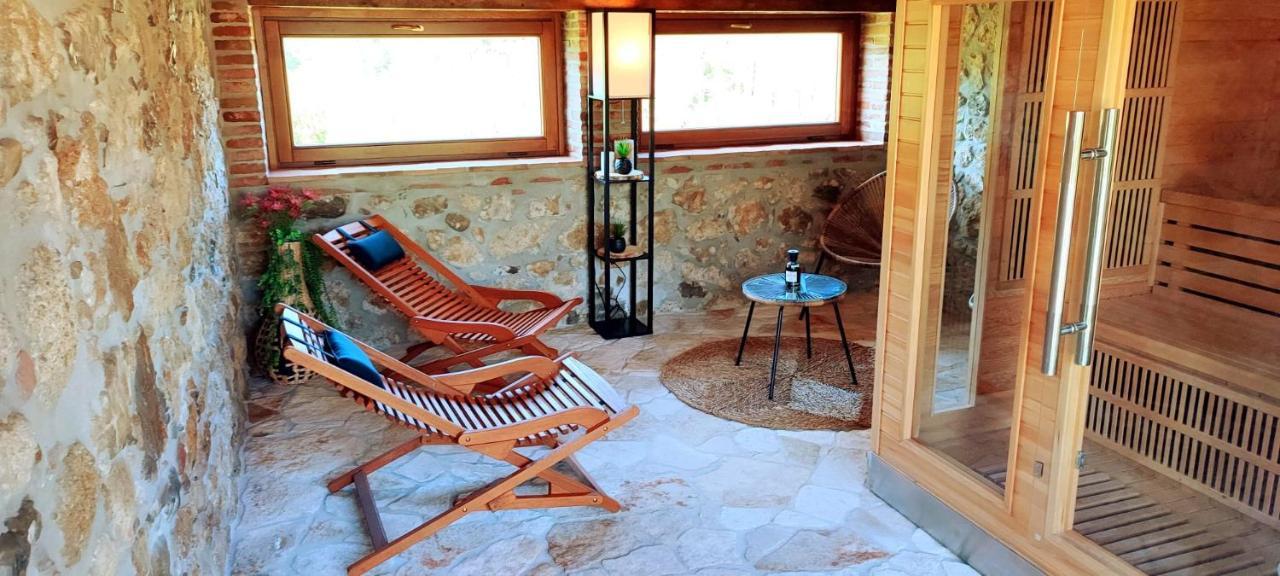 Casale Al Lago Con Piscina E Sauna Corbara  Exterior foto