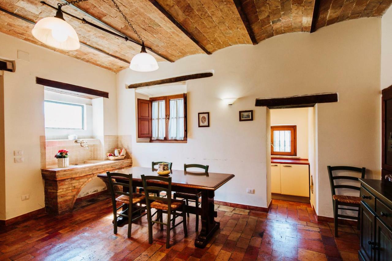 Casale Al Lago Con Piscina E Sauna Corbara  Exterior foto